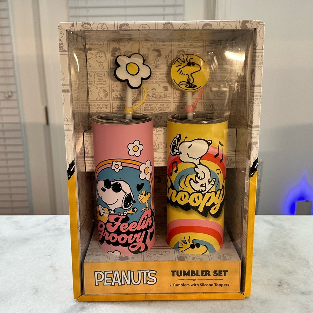 Peanuts Snoopy 2 Skinny 20oz Tumbler Set with Silicone Toppers